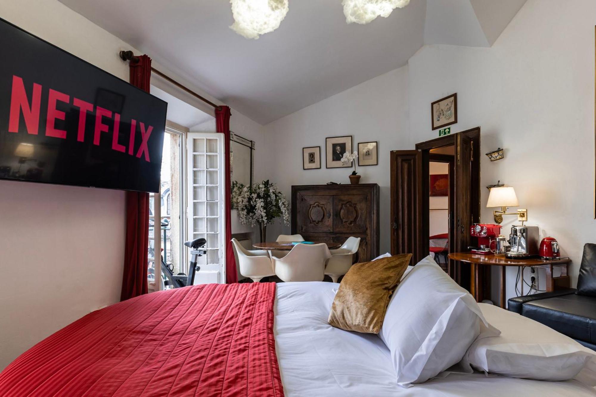 Sintra Wow - Unique Double Smart Room In 17Th Century Palace! Hot Tub, Snooker, Bbq, Ps5, Sauna, Gym Exterior foto