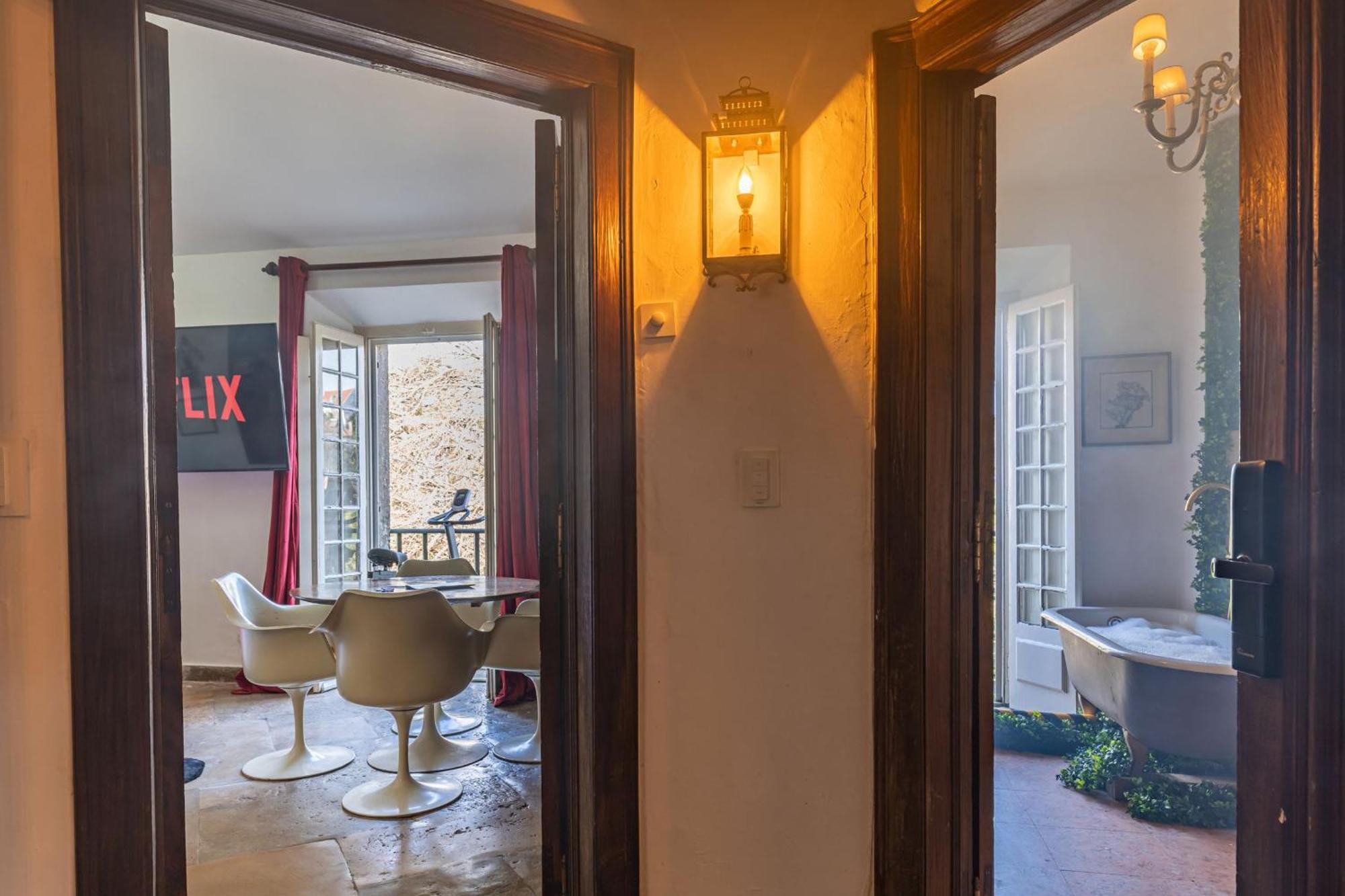 Sintra Wow - Unique Double Smart Room In 17Th Century Palace! Hot Tub, Snooker, Bbq, Ps5, Sauna, Gym Exterior foto